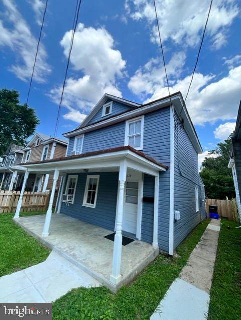 324 Smithfield Avenue - Photo 1