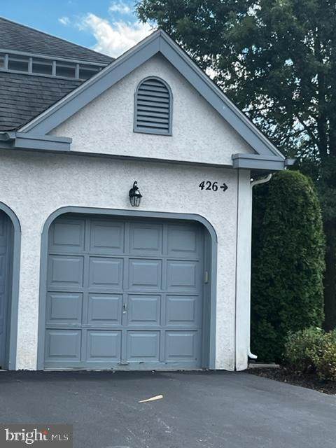 426 Chanticleer - Photo 1