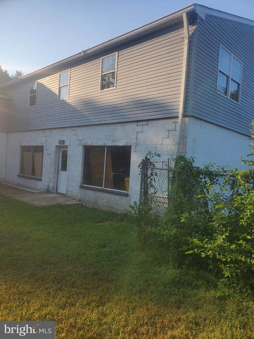 1279 Delmont Road - Photo 1
