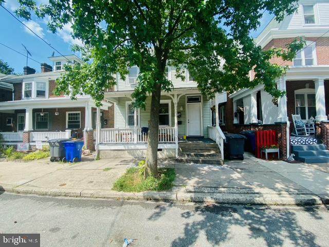 37 Chestnut Street - Photo 1