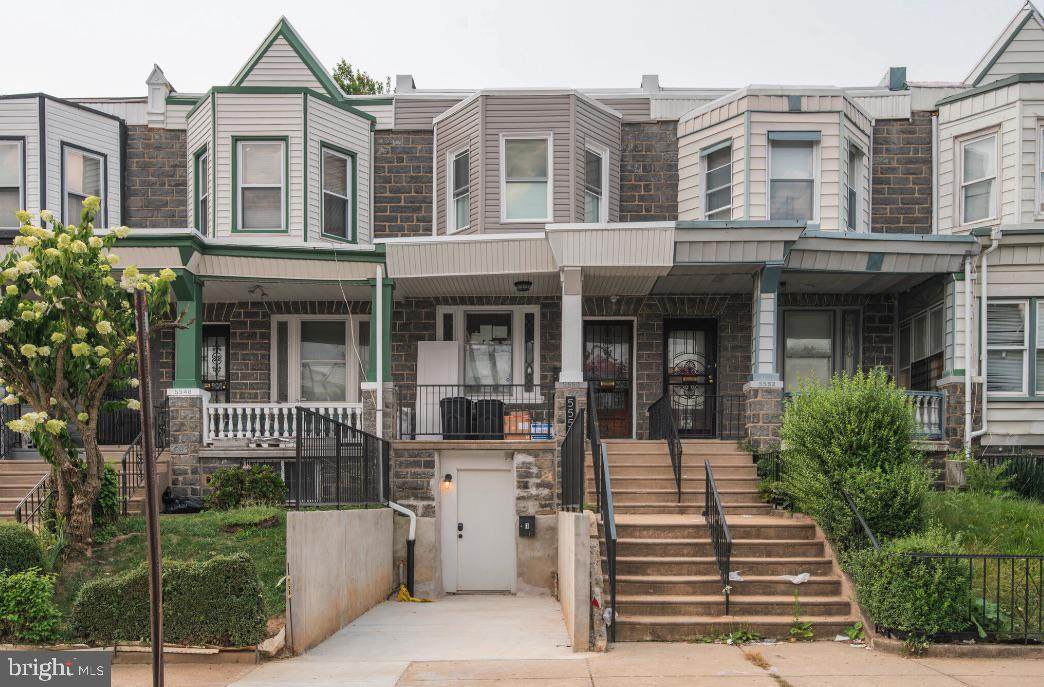 5550 Larchwood Avenue - Photo 1