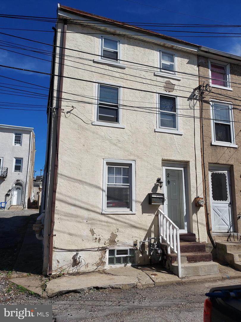 2 Chestnut Street - Photo 1