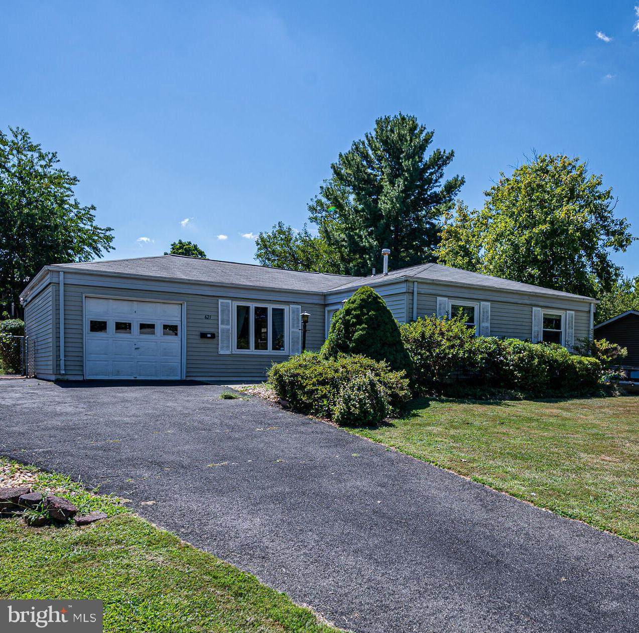 621 Beech Road - Photo 1