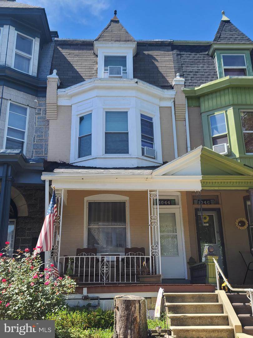 1044 4TH Street - Photo 1
