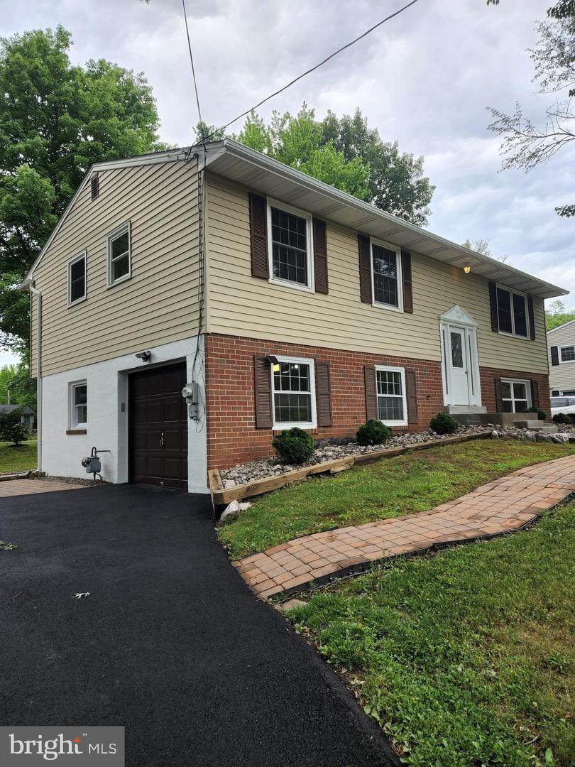 211 Hancock Road - Photo 1
