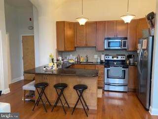 1100 Broad Street - Photo 1