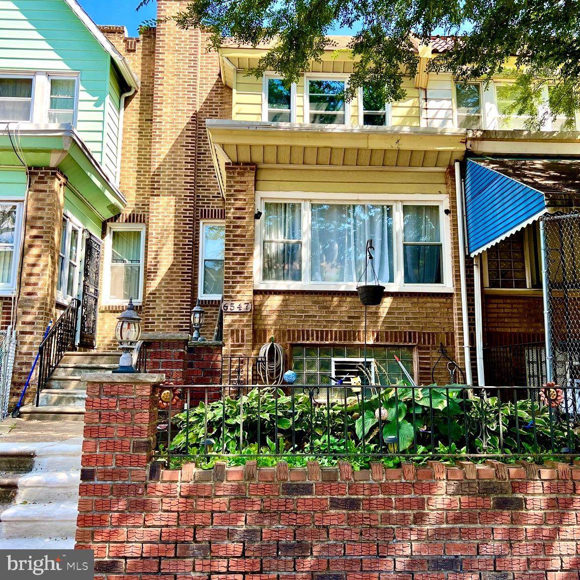 6547 Smedley Street - Photo 1