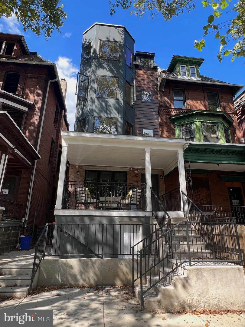 5037 Spruce Street - Photo 1