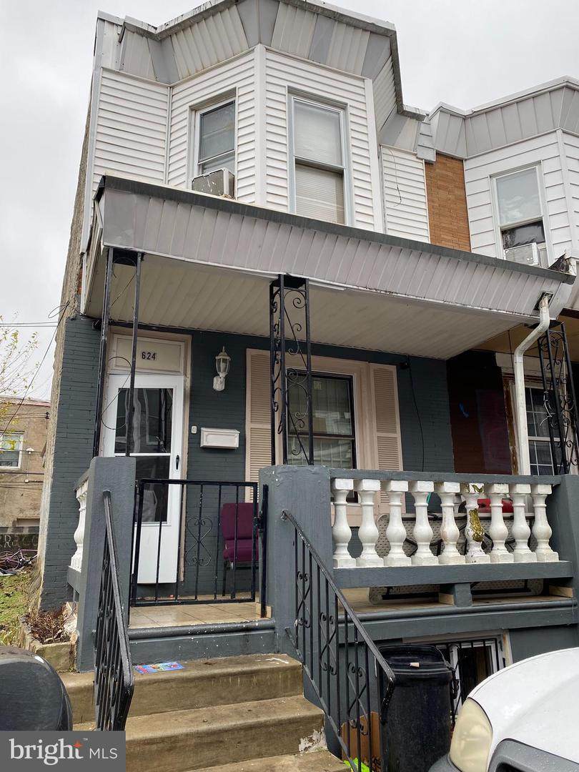 624 Wensley Street - Photo 1