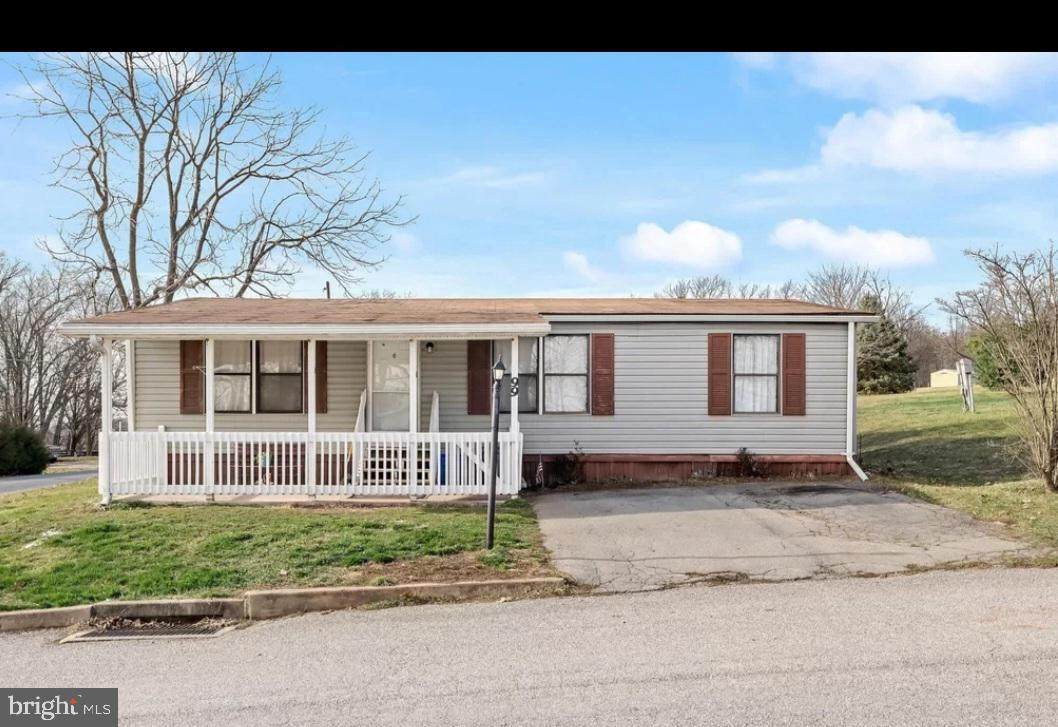 99 Oaklyn Drive - Photo 1