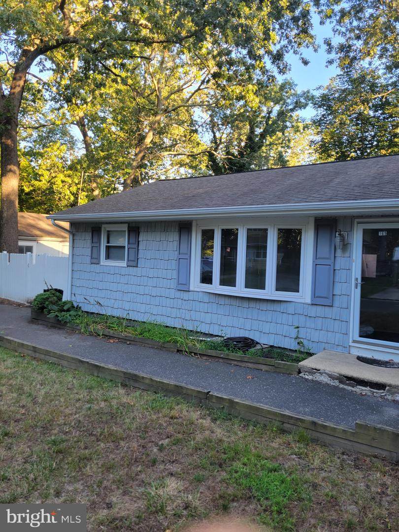 169 Daniels Avenue - Photo 1