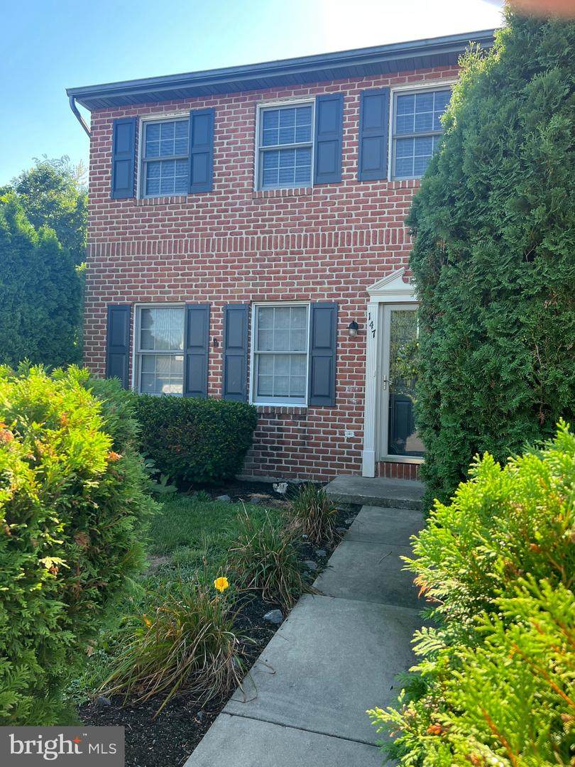 147 Sherfield Court - Photo 1