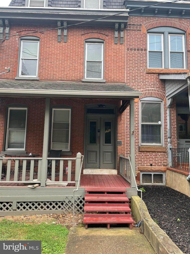 1420 Van Buren Street - Photo 1