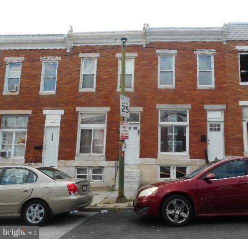 720 Lakewood Avenue - Photo 1