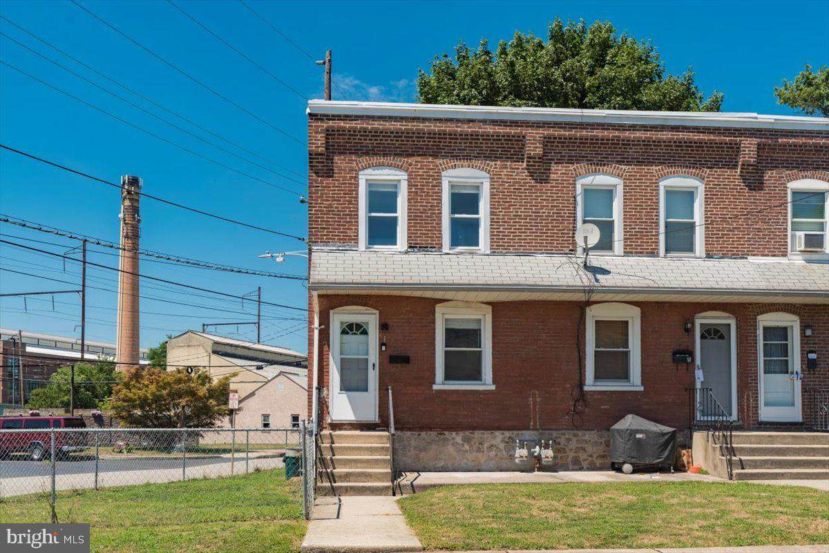 3 Orange Avenue - Photo 1