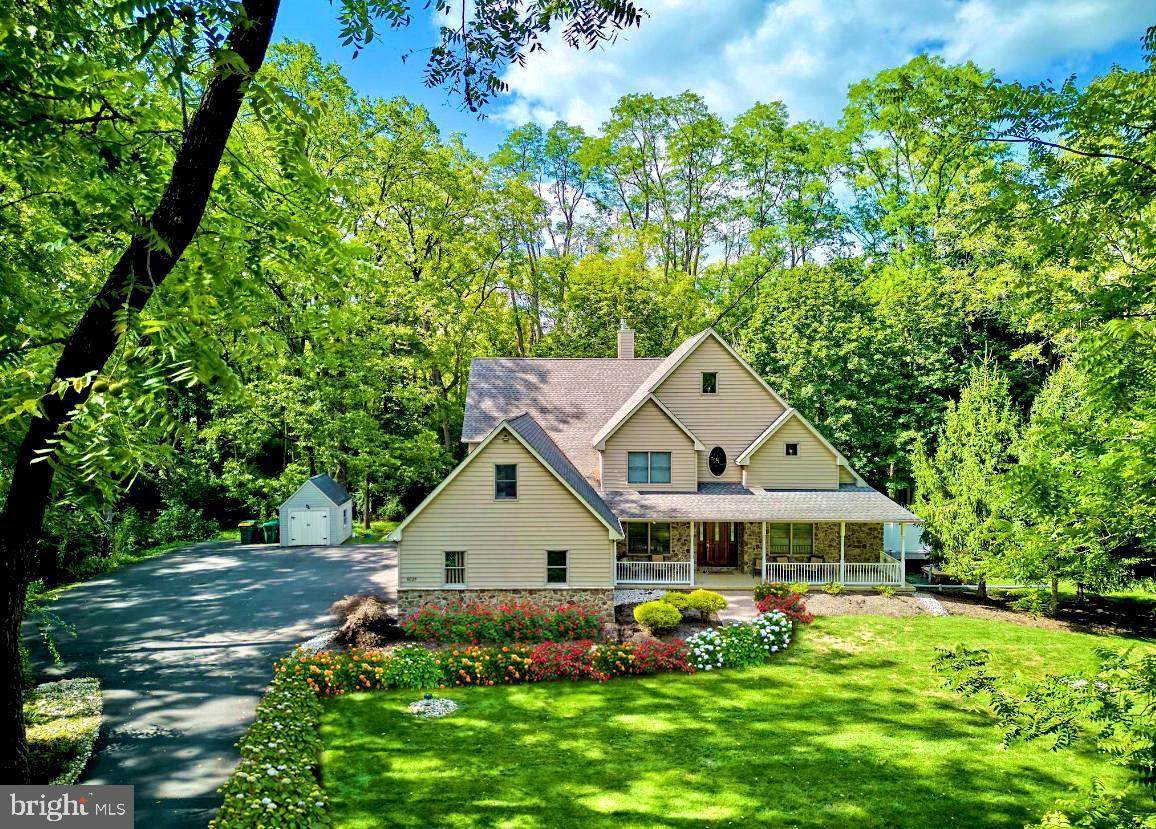 6025 Upper Mountain Road - Photo 1