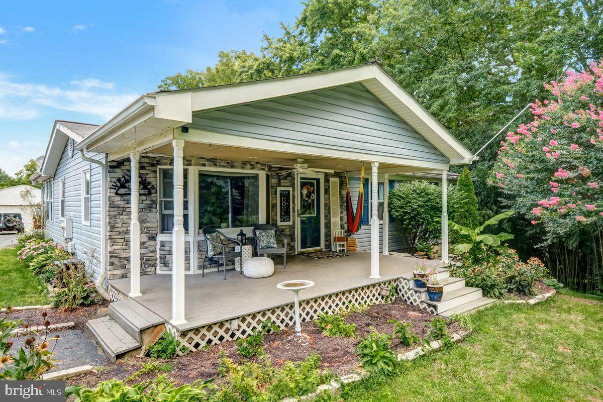 2910 Lawndale Road - Photo 1