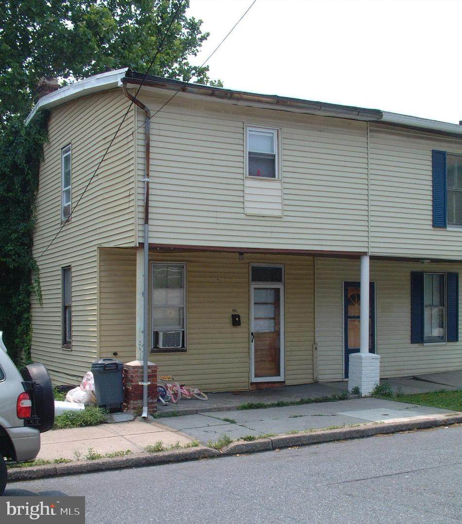 332 4TH Street - Photo 1