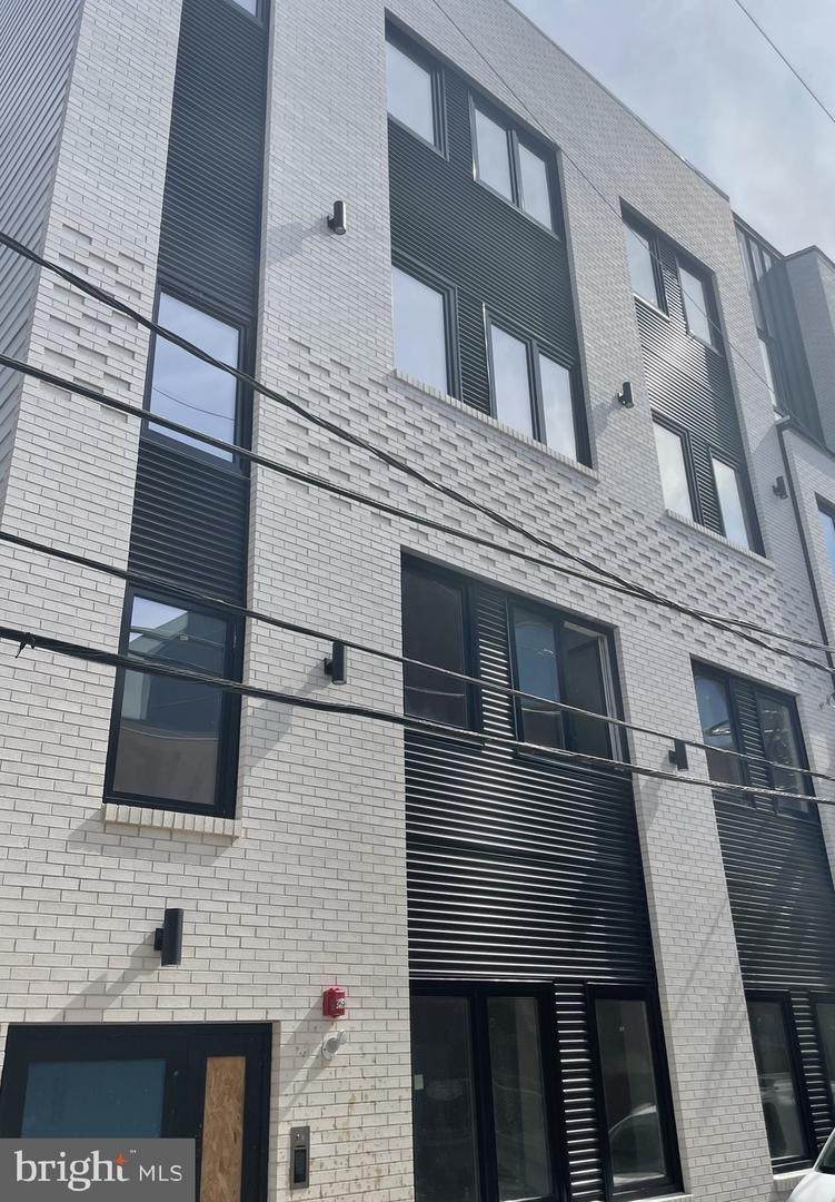 1308-10 Front Street - Photo 1