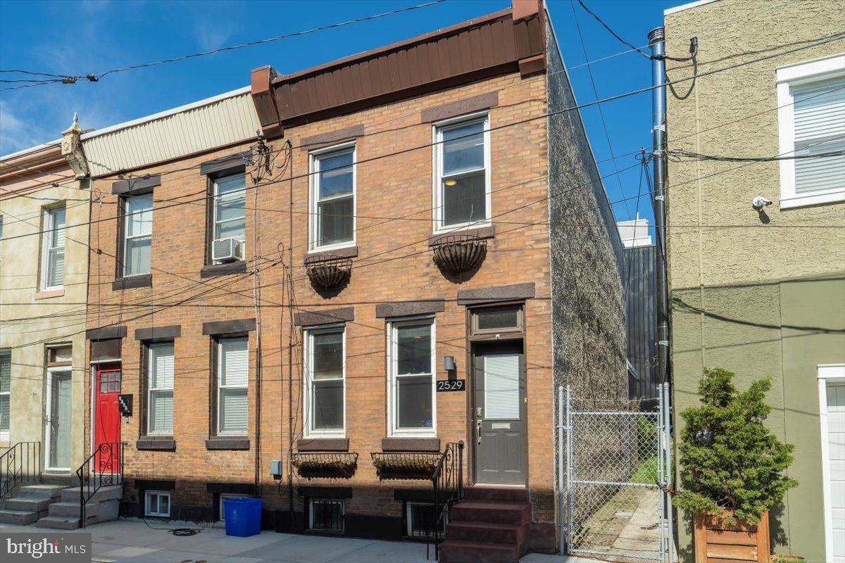 2529 Albert Street - Photo 1