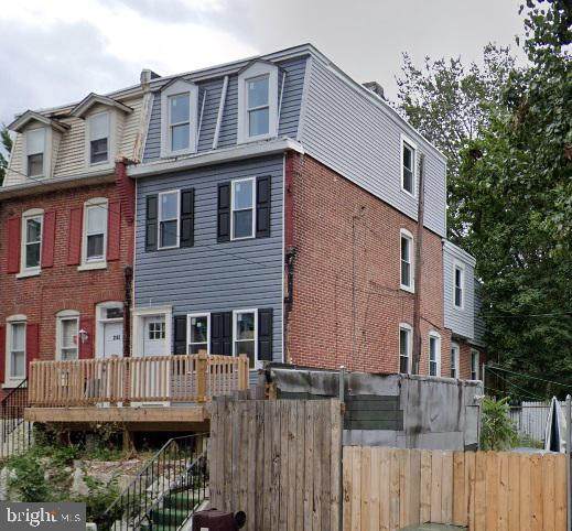 2100 Locust Street - Photo 1