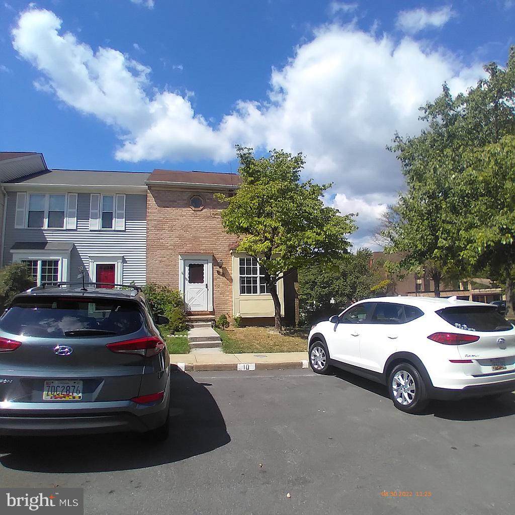 10 Prestwick Square - Photo 1