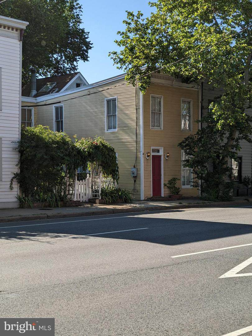 408 Patrick Street - Photo 1