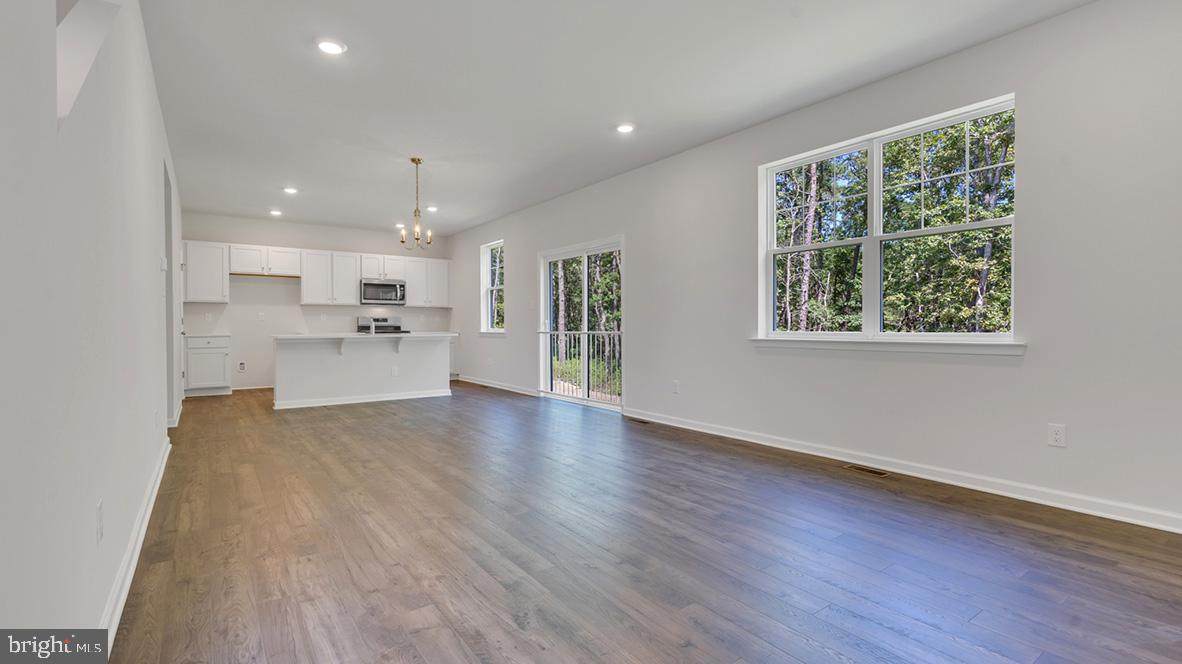 107 Windjammer Drive - Photo 1