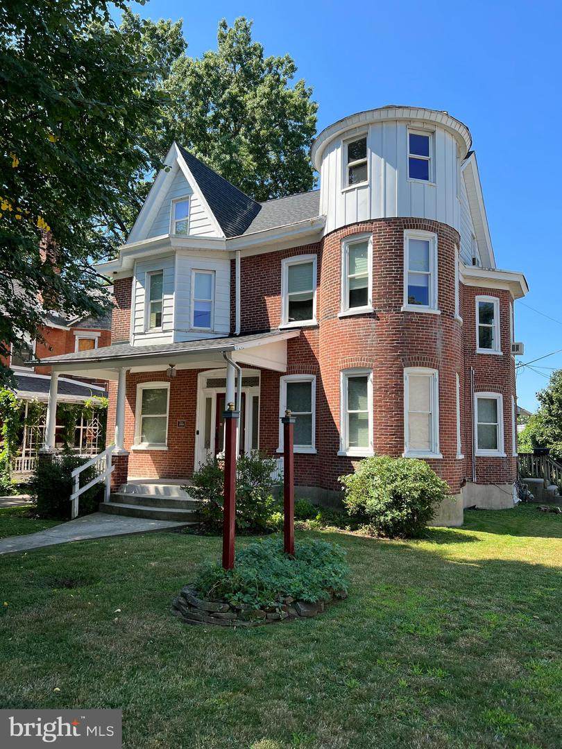 200 Union Street - Photo 1