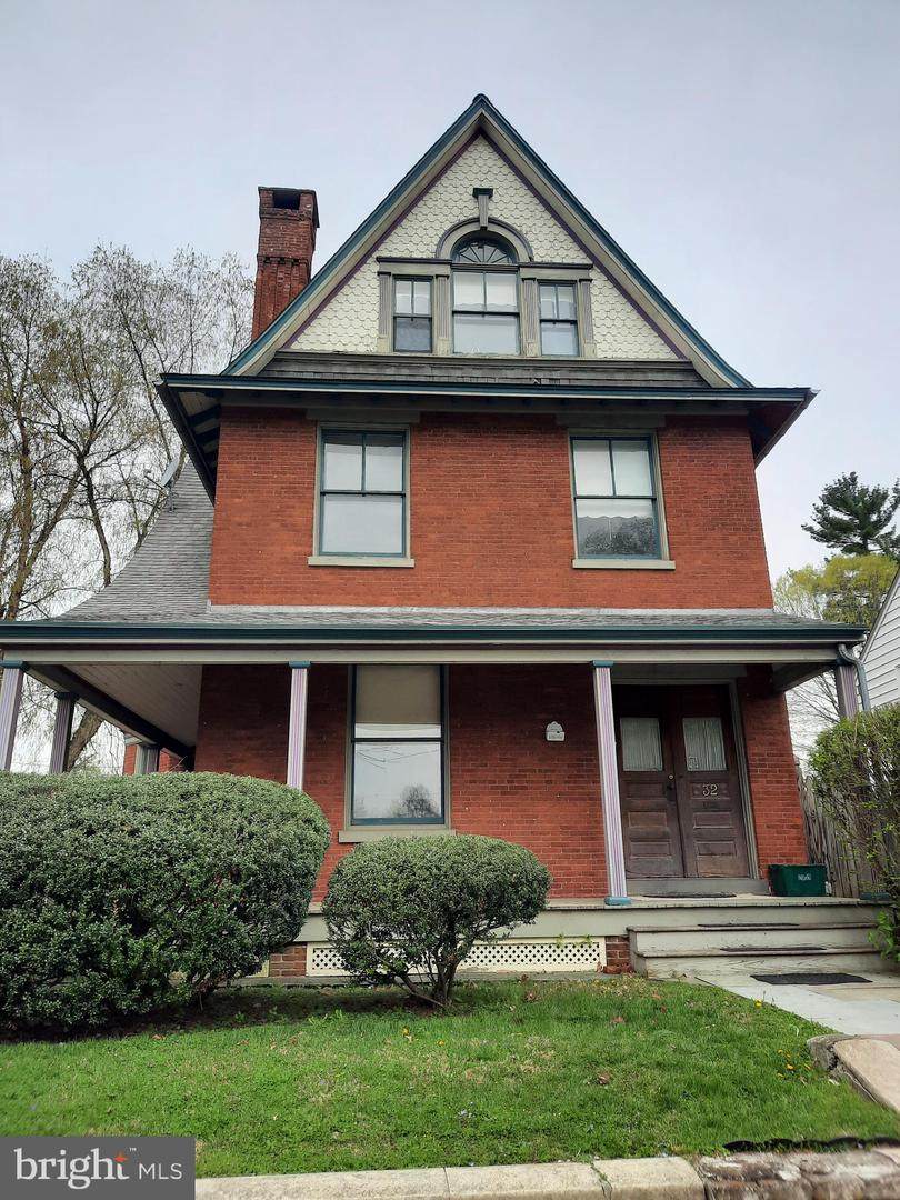 32 Cottage Avenue - Photo 1