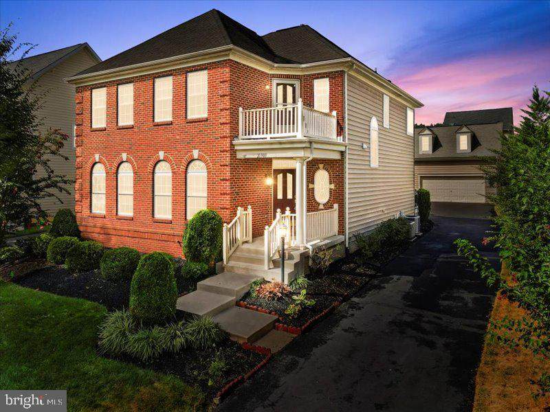 21909 Gullane Way - Photo 1