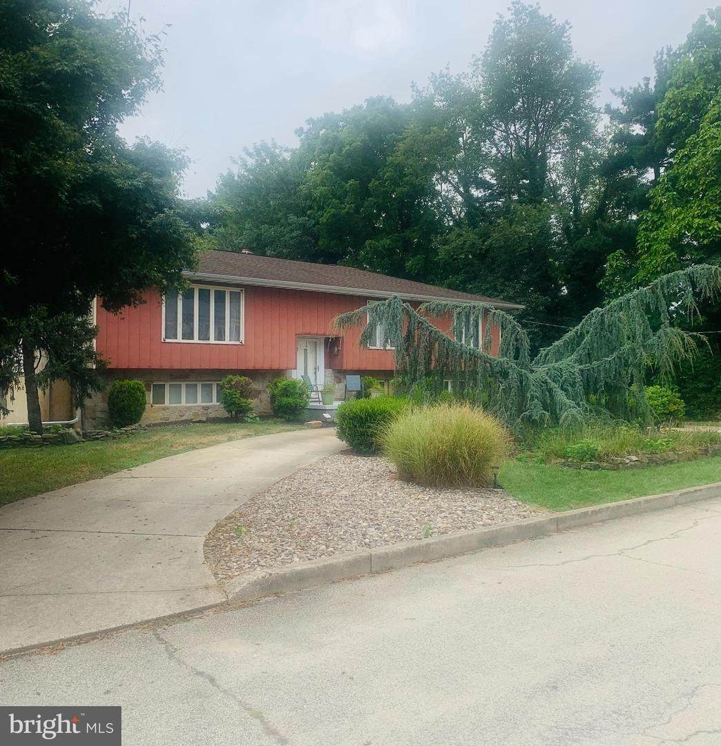 2 Deltona Lane - Photo 1