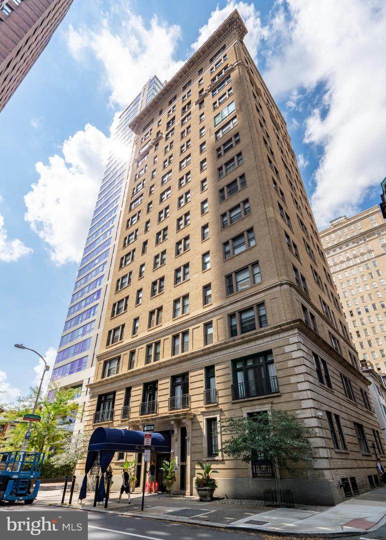 250 17TH Street - Photo 1