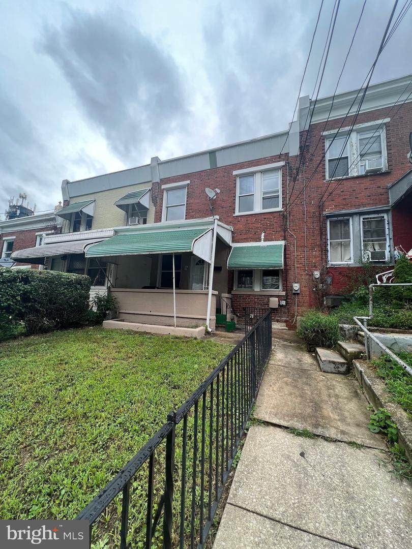213 Hamilton Avenue - Photo 1