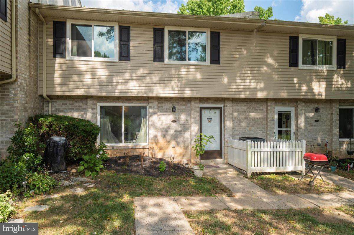 416 Village Walk - Photo 1