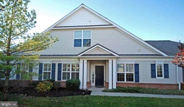 229 Sparrow Drive - Photo 1