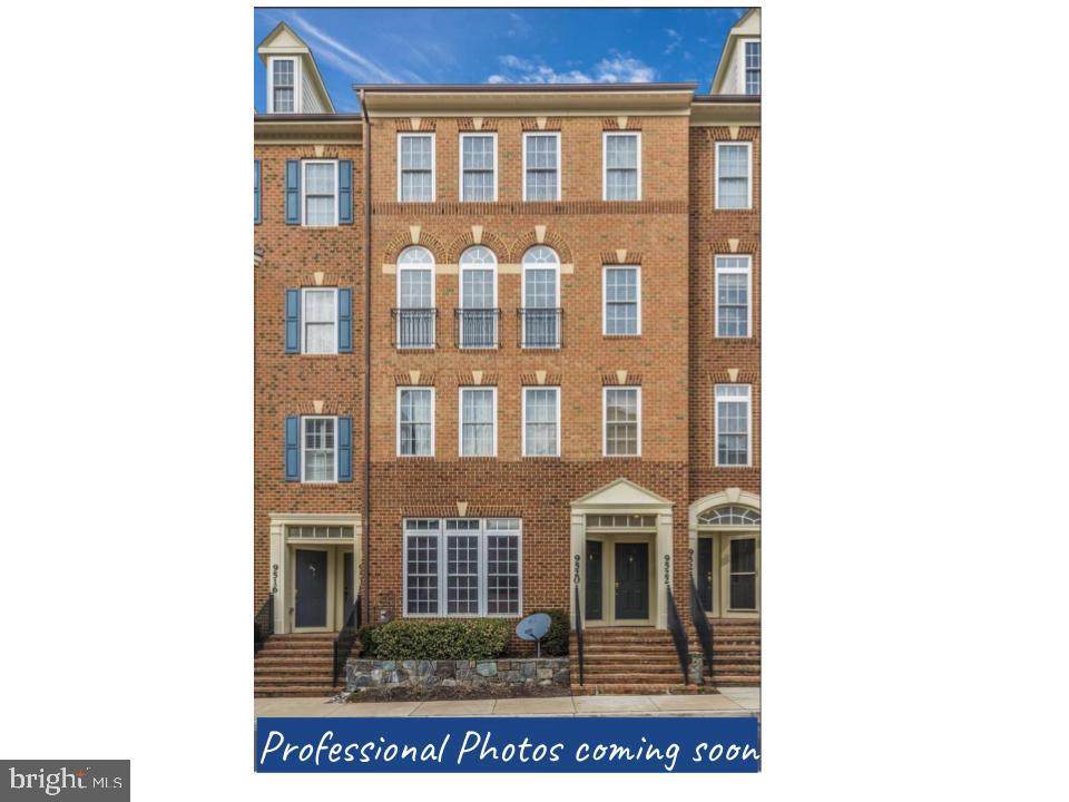 9522 Hyde Place - Photo 1