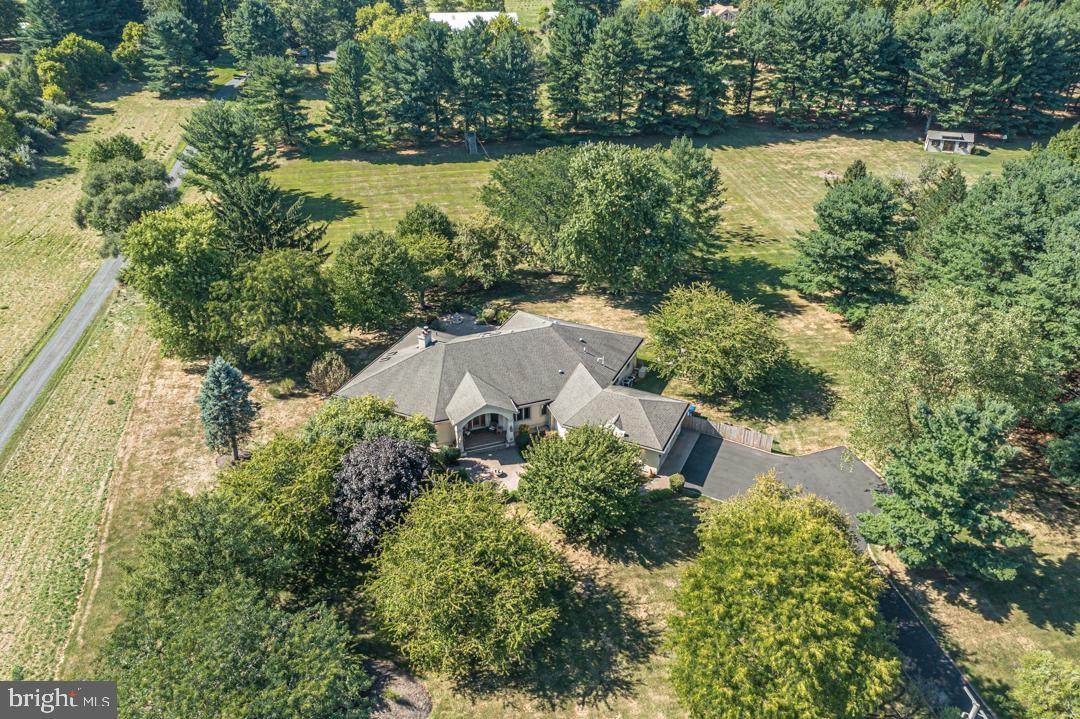 6015 Stovers Mill Road - Photo 1