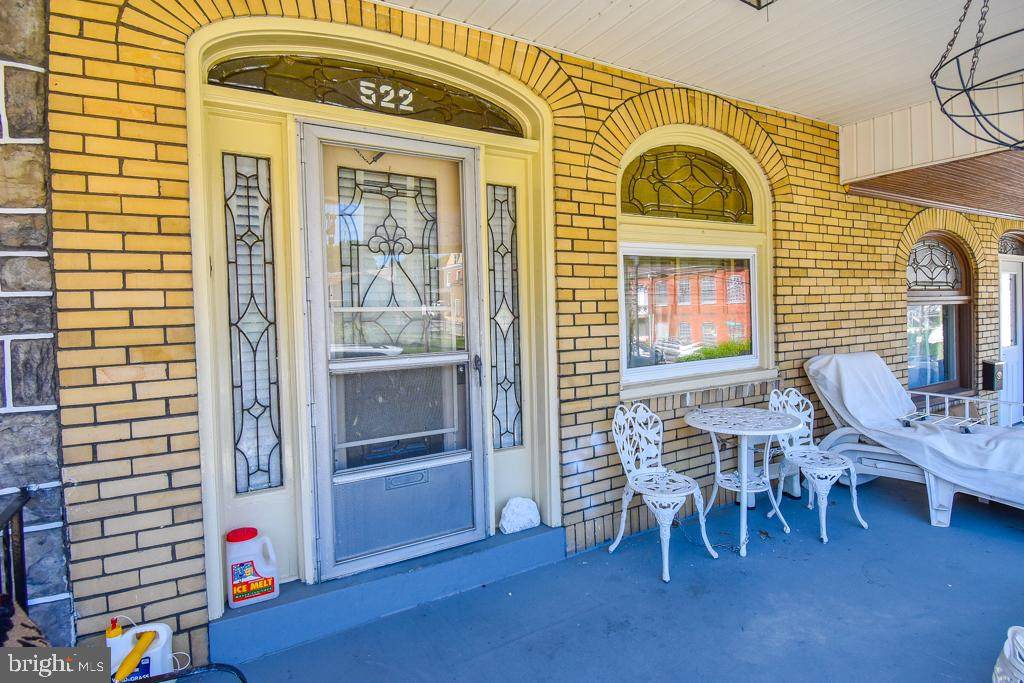 522 19TH Street - Photo 1