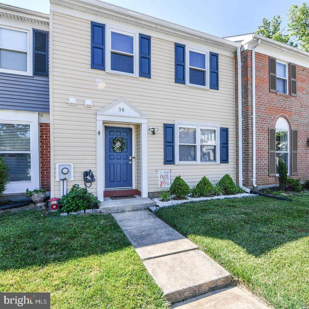 38 Challenger Court - Photo 1
