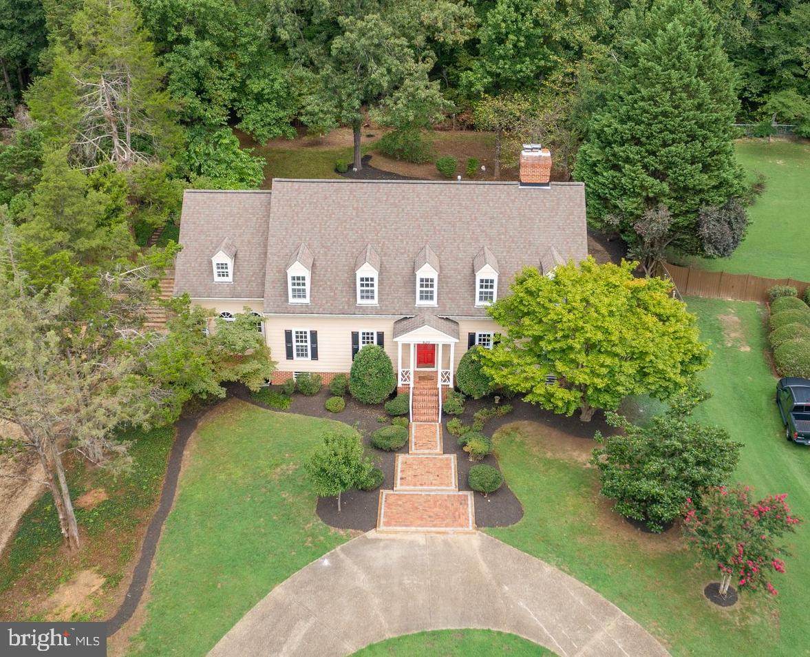 620 Lendall Lane - Photo 1