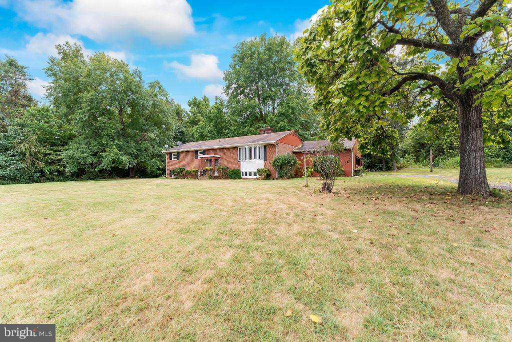 16332 Richmond Turnpike - Photo 1