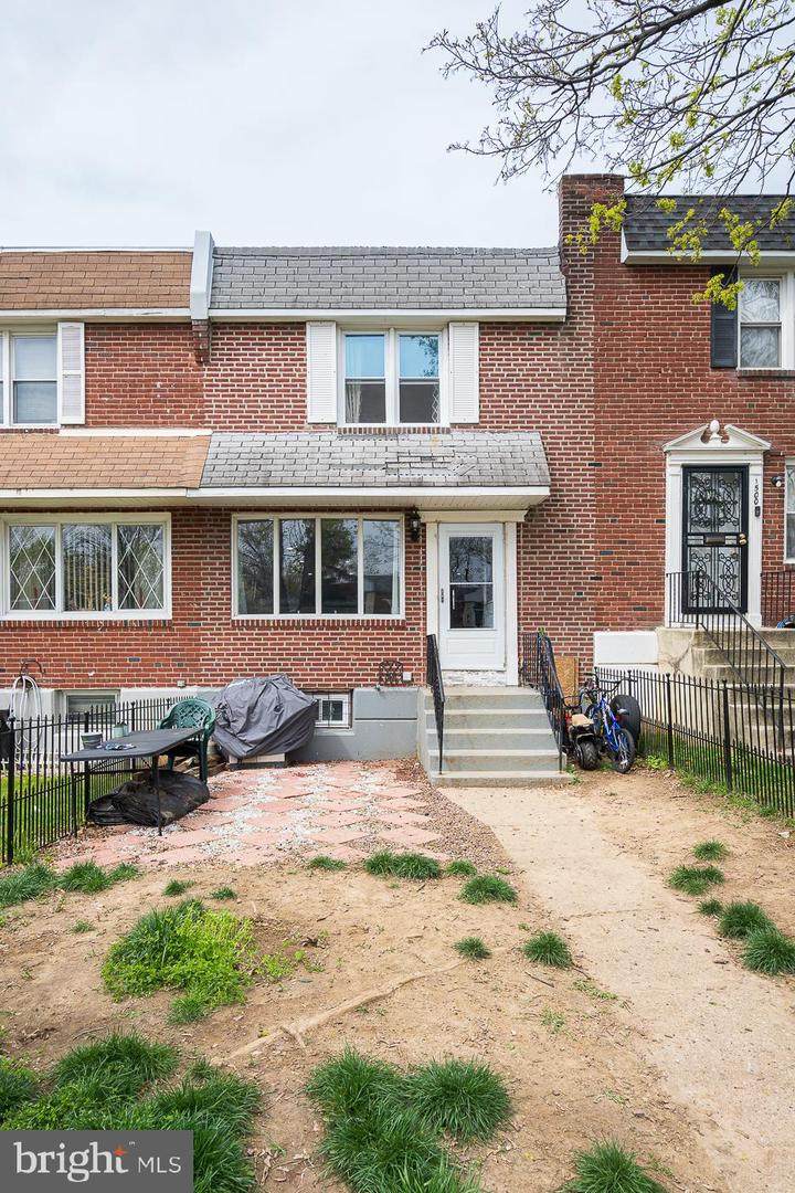 1502 Hermesprota Drive - Photo 1