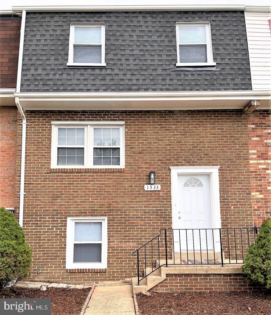 1533 Fort Sumter Court - Photo 1