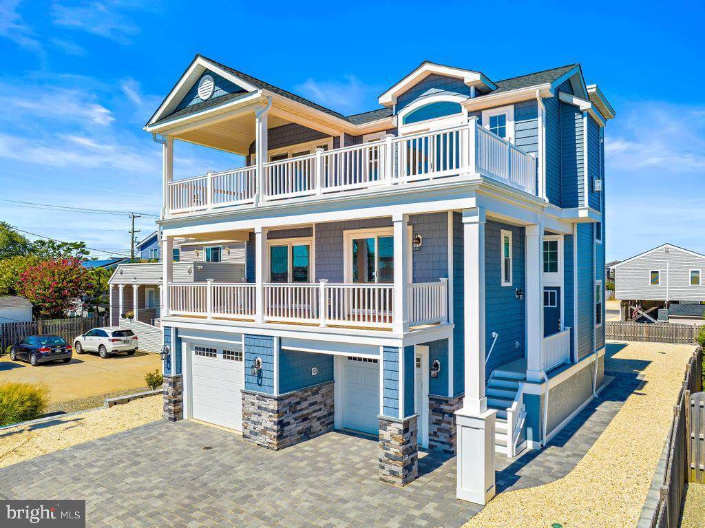 107 15TH Street - Photo 1
