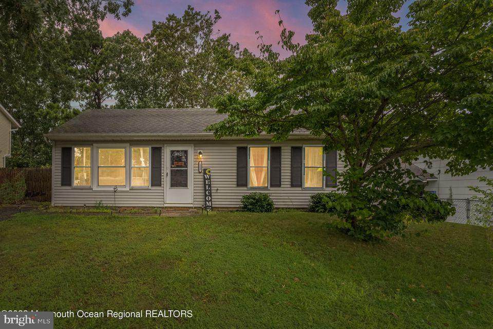122 Village Drive - Photo 1