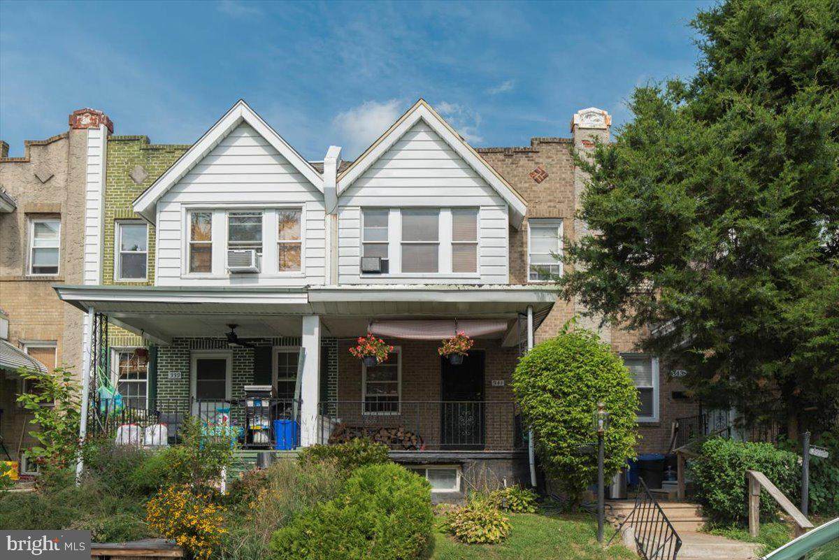 341 Sharpnack Street - Photo 1