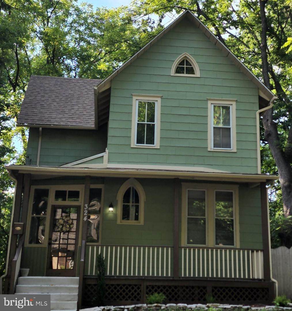 324 Park Avenue - Photo 1