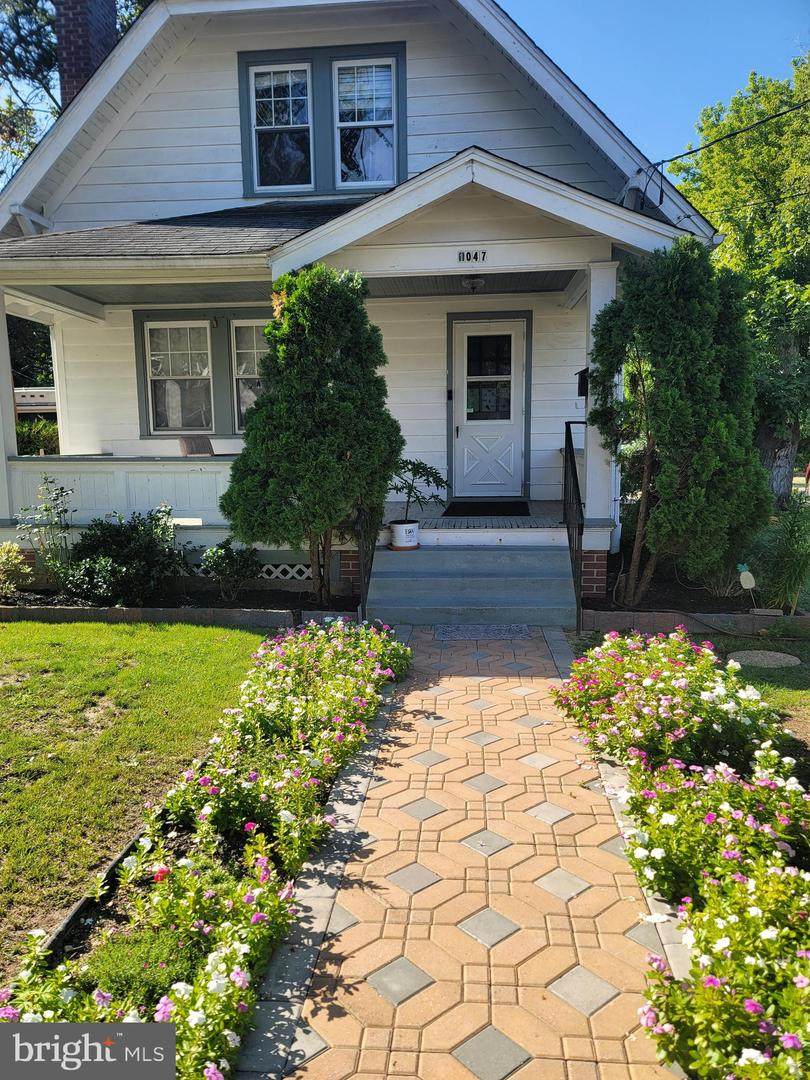 1047 New Pear Street - Photo 1