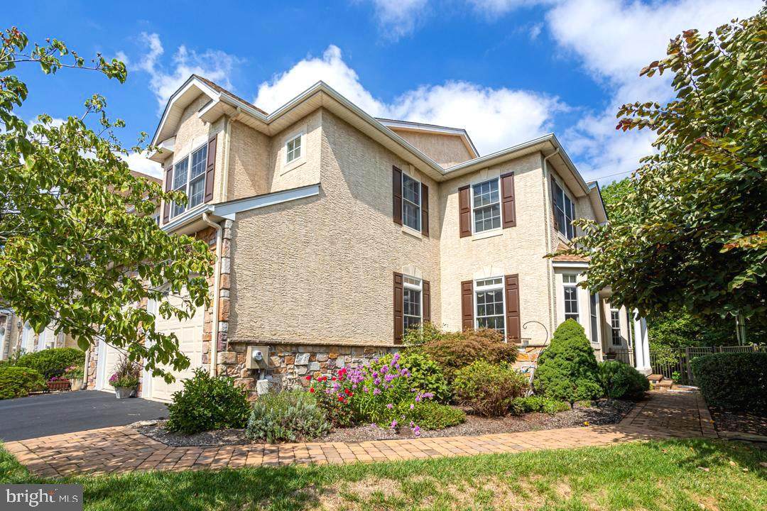616 Greycliffe Lane - Photo 1